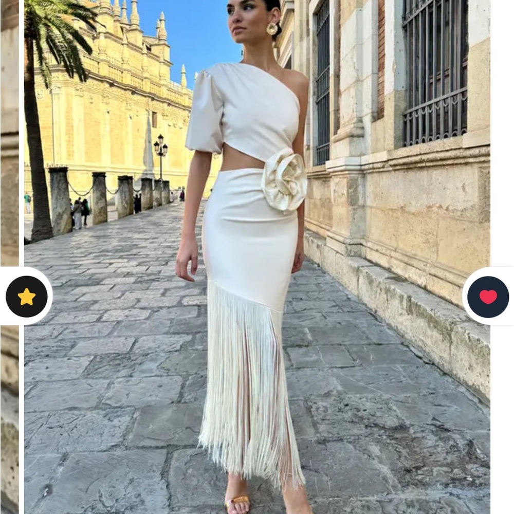 Cayro Elegant White One-Shoulder Dress with Fringe